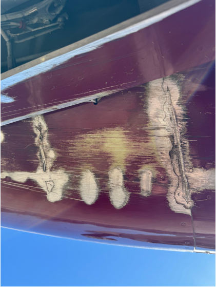 Photog rap h 2 – Fuse lage d amag e (Courte sy of accide nt pilot), from the NTSB investigation of Piper PA-30 accident near New Orleans, Louisiana, October 16, 2024