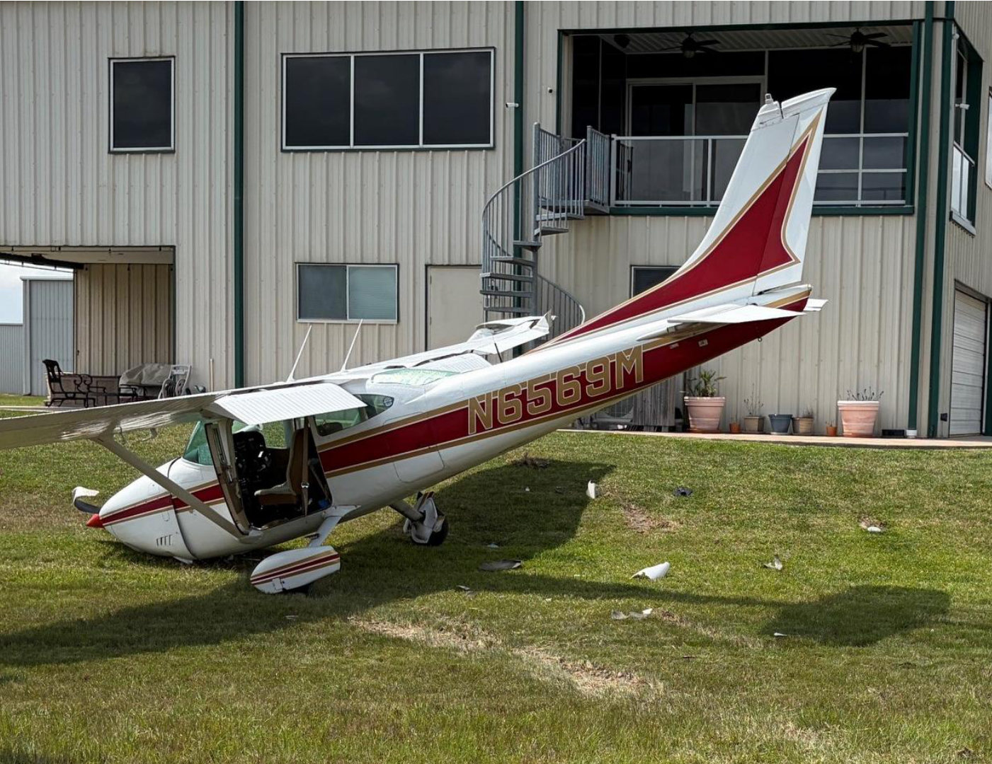 Photograph <built-in method index of str object at 0x7fdee1e41fc0>, from the NTSB investigation of Cessna 182 accident near Houston, Texas, April 1, 2026