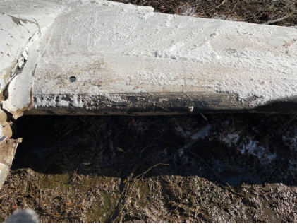 Photograph 4 – Ice on Leading Edge of Left Wing (outboard), from the NTSB investigation of Beech 95-B55 (T42A) accident near Leyden, Massachusetts, January 14, 2024