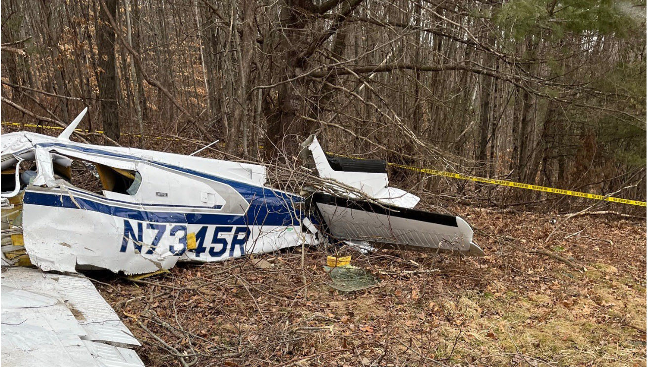 Photograph <built-in method index of str object at 0x7fdee1e718e0>, from the NTSB investigation of Beech 95-B55 (T42A) accident near Leyden, Massachusetts, January 14, 2024