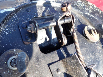 Photograph 8 – Alternate air door, from the NTSB investigation of Piper PA28R accident near Vergennes, Vermont, September 8, 2024