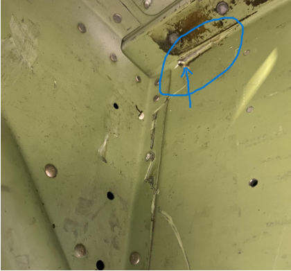 Photograph 4 – Crack found in the right-wing structure, from the NTSB investigation of Piper PA28 accident near Melbourne, Florida, February 13, 2024