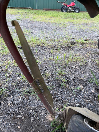 Photograph 4 – Nose Gear Leg (NTSB Photo), from the NTSB investigation of Amateur-built RV6 accident near Townsend, Delaware, June 14, 2024