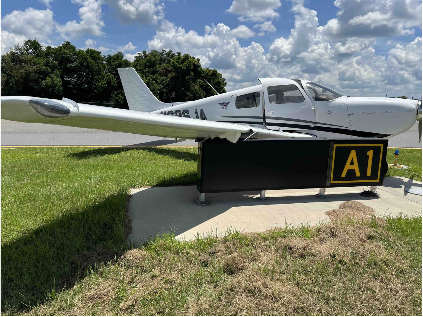 Photograph <built-in method index of str object at 0x7fdee1e3b2d0>, from the NTSB investigation of Piper PA-28-181 accident near Inverness Highlands South, Florida, August 7, 2025