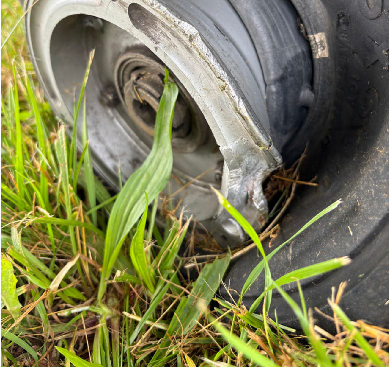 Photograph <built-in method index of str object at 0x7fdee1e42420>, from the NTSB investigation of Amateur-built LANCAIR ES accident near Youngstown, Ohio, June 8, 2026
