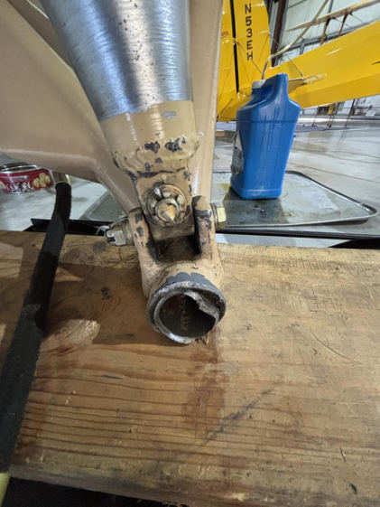 Photograph 5 - View of the right main landing gear., from the NTSB investigation of Waco ASO accident near Hamilton, Ohio, July 24, 2026