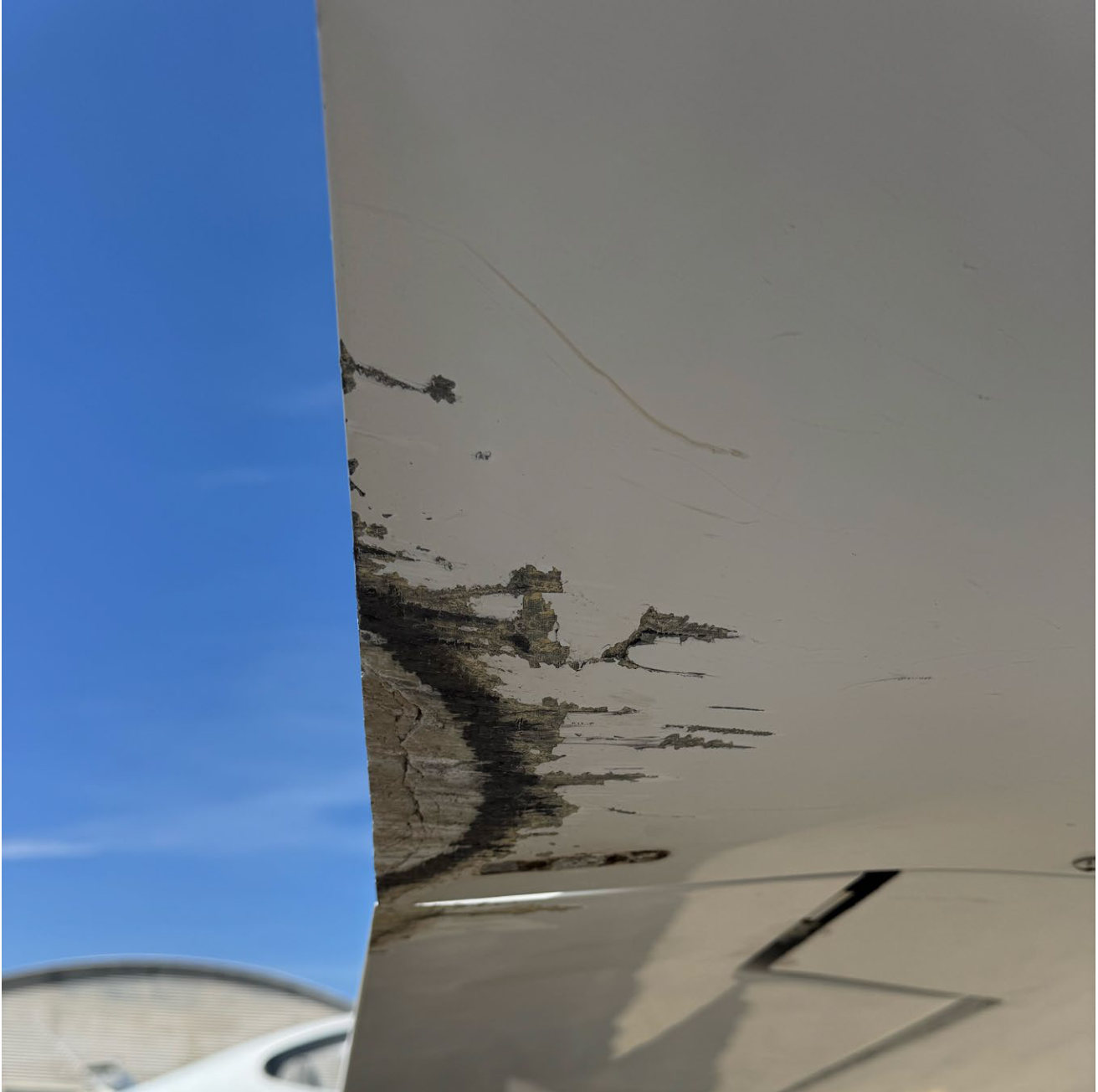 Photograph <built-in method index of str object at 0x7fdee1e40e40>, from the NTSB investigation of Diamond Aircraft Ind INC DA 40 accident near Oakland, California, April 20, 2025