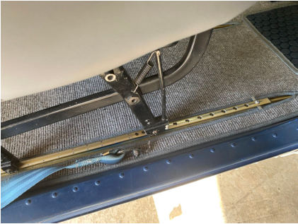 Photograph 5 – Right seat on seat rails, from the NTSB investigation of Cessna 172M accident near Nampa, Idaho, February 5, 2026