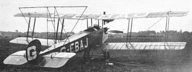 Avro 548 with Banner-Towing Attachment (Henderson School of Flying (1927)
