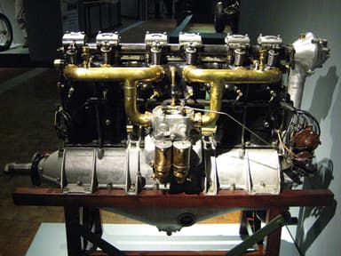 Mercedes D.II Six-Cylinder, Inline Aircraft Engine Built by Daimler