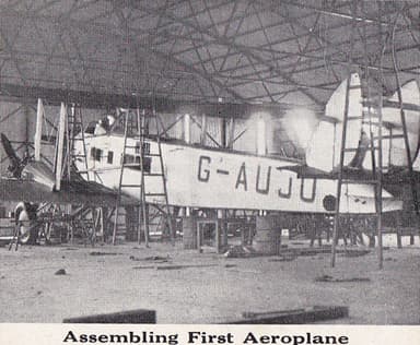 West Australian Airways DH.66 Hercules Assembling